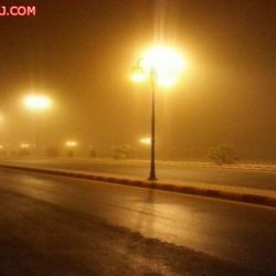 بالصور : أمطار متوسطة على ليلى والأحمر وستارة وحراضة والغيل