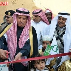 الأستاذ اسماعيل ال عتيق ينهي دورة من جامعة الإمام بتقدير ممتاز