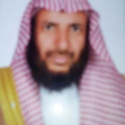 محافظ الأفلاج ومدير الشرطة يؤدون صلاة الغائب على الفقيد الملك عبدالله