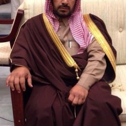 الشيخ عبدالله بن مشعي ال مانع يعزي القيادة ويبايع الملك سلمان وولي عهدة وولي ولي العهد