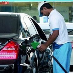 مدير تعليم اﻷفلاج يدشن بازار ويشكر القائمين على المشروع