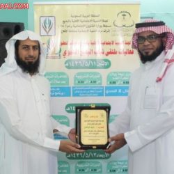 حريق ناقلة وقود يغلق الطريق الدائري الشرقي بالرياض