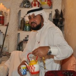 الأستاذ فراج الحقباني يقدم تصميمآ لنتائج سباق الخيل