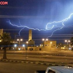 بالصور .. الرمال الزاحفة تهدِّد بعزل الهمجة وما حولها