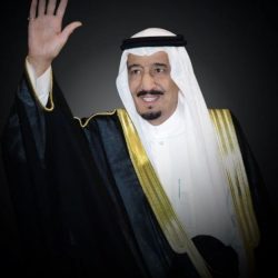 مدني اﻷفلاج يباشر حريق إندلع في مستودع مفروشات في وقت وجيز ويحد من إنتشاره