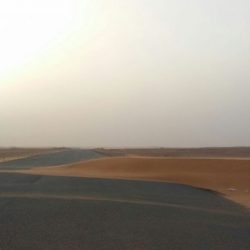 احتراق مركبة بسبب انفجار أسطوانة غاز داخل منزل مواطن في الأفلاج