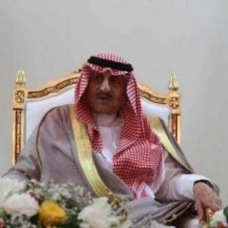 منذ عام خنادق تتربص بالأطفال والسيارات في الأحمر