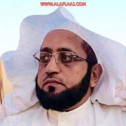بالصور : نجاة عائلة من الأفلاج اشتعلت مركبتهم بالكامل