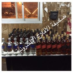 وصول والد ووالدة الطفلة جوري لمقر الشرطة وتم التعرف عليها والأم تنهار باكية
