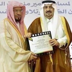 الدخيّل” يدشن منصة “عين الأفكار” لتبني المبادرات التطويرية منها إلغاء الطابور الصباحي والتقاعد المبكر (١٥) سنة