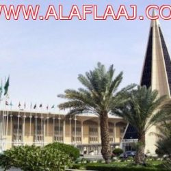 طلاب متوسطة بدر محرومين من ممارسة كرة القدم مدة ٣٢ سنة الماضية