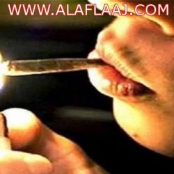 ‎شاهد بالفيديو : عالم فيزيائي يطلق الرصاص على نفسه ليثبت نظرية