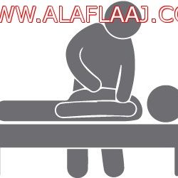 بيت طيني يحتضن سبعينيا ووالدته بعد تخلي الجميع
