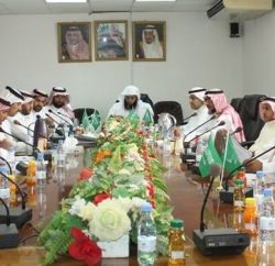 الإعلامي مبارك آل عاتي : هناك من يعمل على شيطنة دول الخليج