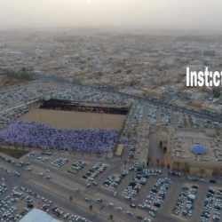 فريق “بناء” تنمية الأفلاج يعايد مرضى مستشفى الأفلاج