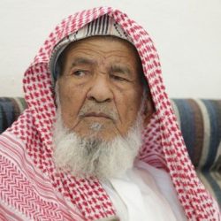 بالصور : نادي الحي يقيم دورة في صيانة الجوالات للمدربة آلاء آل جمعة