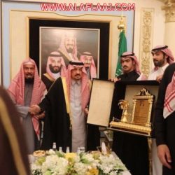 بالصور : ابتدائية طارق بن زياد تحتفي بطلابها المتميزين بأحد المنتجعات