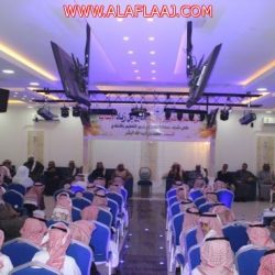 بالصور : أمير منطقة الرياض في ضيافة رجل الأعمال الشيخ راشد آل رشود