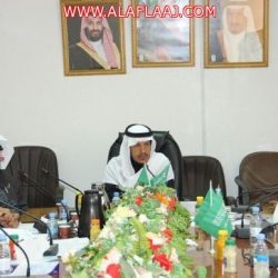 أسرية الأفلاج تُكرم رجل الأعمال حمد آل مبارك