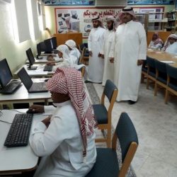 الزايد يعلن بدء برنامج الاعتماد التربوي في مدارس الأفلاج