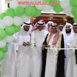 بالصور : مكتب حلقات البديع يكرم الداعمين والمعلمين والطلاب