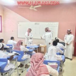 بالصور : عمل الأفلاج يُنفِّذ جولات تفتيشية للتأكد من تطبيق قرار توطين ١-١-١٤٤٠هـ