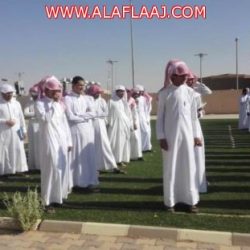 محافظ الأفلاج يزور ثانوية ليلى  ويلتقي مدير التعليم ومساعديه