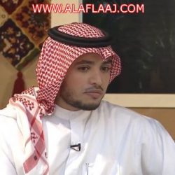 لجنة التنمية الإجتماعية تحتفل بأول تصميم للمصمم  يزيد آل زعير