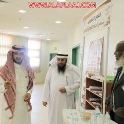بمشاركة رئيس النادي الإعلامي .. مركز النشاط الإجتماعي ينظم مسيرة وطنية  بمناسبة الذكرى الرابعة للبيعة