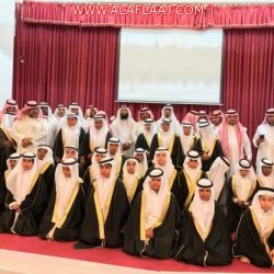 بالصور.. مواطن يبلغ عن 5 قلبان تشكل خطرًا على المارة في الأفلاج
