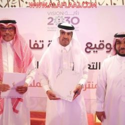 متوسطة الفيصلية تكرّم طالب تمييز في الانضباط المدرسي