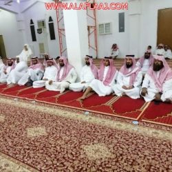 إنسان تودع قيمة الحقيبة المدرسيةلحسابات المستفيدين
