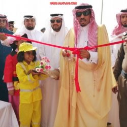 جماعة جامع التوحيد تكرّم أصغر “طلاب” مواظبين على صلاة الفجر
