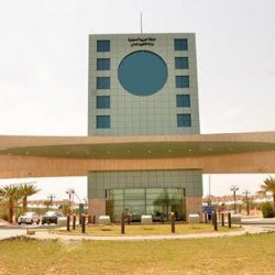 في مبادرة جميلة ..متوسطة وثانوية الغيل تتواصل مع طلابها وزيارتهم في منازلهم لتدريبهم على الدخول لمنصة مدرستي