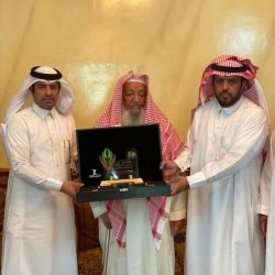 شاهد: بالصور لجنة تنمية البديع تنظم فعالية زراعة 500 شجرة..