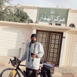 ‏في منظرٍ بديع زهور التيكوما تزين طريق الملك فهد بالأفلاج..