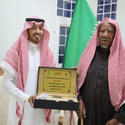 في حوار لصحيفة الأفلاج “النتيفات”: الشعر هو المتنفس الوحيد لي حينما أتضايق من بعض المواقف.