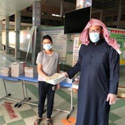 فريق من هيئة التراث يقف على قصيرات عاد بالأفلاج