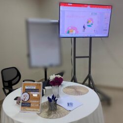 محافظ الأفلاج يشدّد على رؤساء المراكز بمنع التعديات