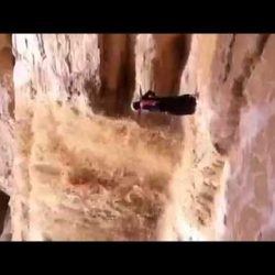 شلالات “مبقر” طبيعه ساحرة تشد المتنزهين