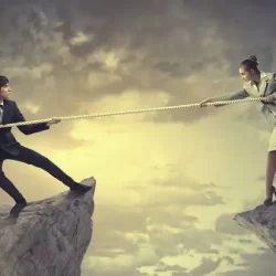 الفيتامين المسؤول عن تساقط الشعر