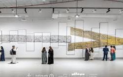 معرض الفن عبر الخليج العربي 2025