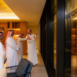 بالصور : أمانة الرياض تستنفر فرقها الميدانية لمواجهة الحالة المطرية بخطط تشغيلية على مدار الساعة