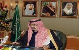 وزير الشئون الإسلامية يسلم رؤساء الجمعيات القرآنية (200) مليون الليلة