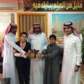 طالب يعتذر لزميله بجهاز (آيباد ) بعد تسببه في إصابته في حصة التربية البدنية