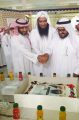 طلاب ثانوية الملك فهد يحتفلون بسلامة أ. فراج الزبران