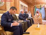 محمد بن سلمان يبحث مع قائد القيادة المركزية الأمريكية تعاون بلاده مع “عاصفة الحزم”