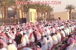 محافظ الأفلاج يتقدم المصلين لصلاة عيد الأضحى المبارك