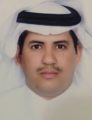 مدير المستشفى على السرير الأبيض