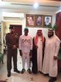 محافظ الأفلاج يستقبل الرحالة الباكستاني محمد بخش
